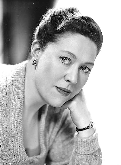 Peggy Mount